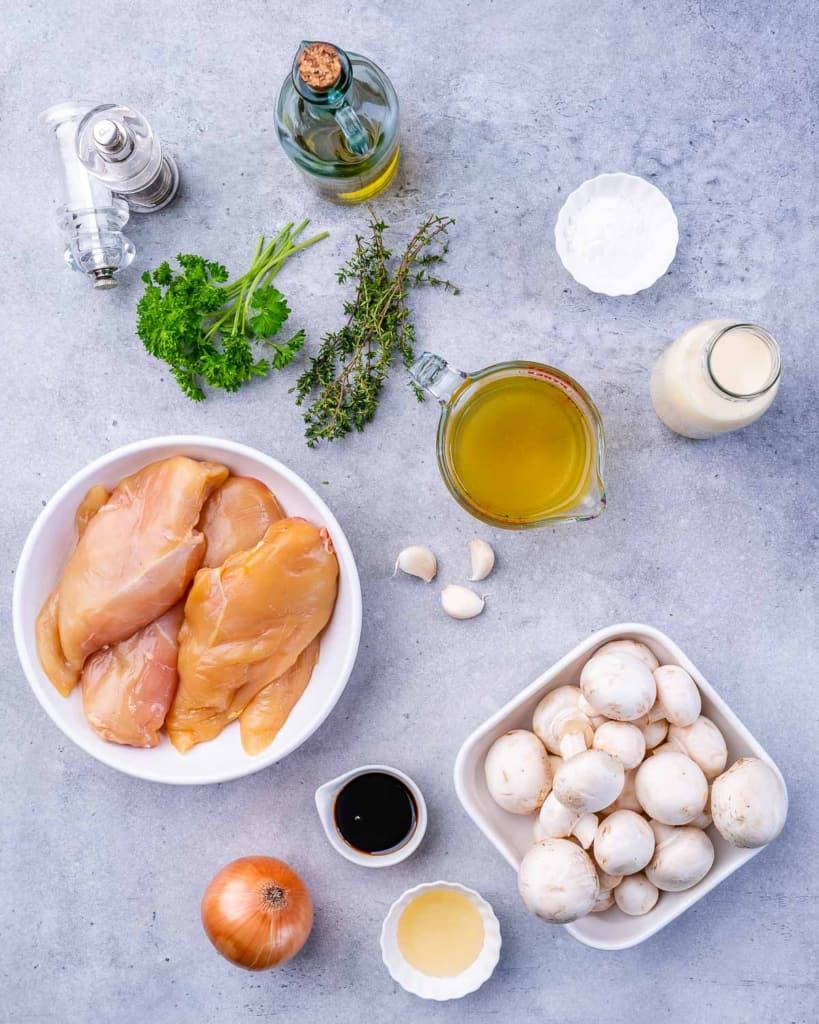 ingredients to make balsamic chicken skillet