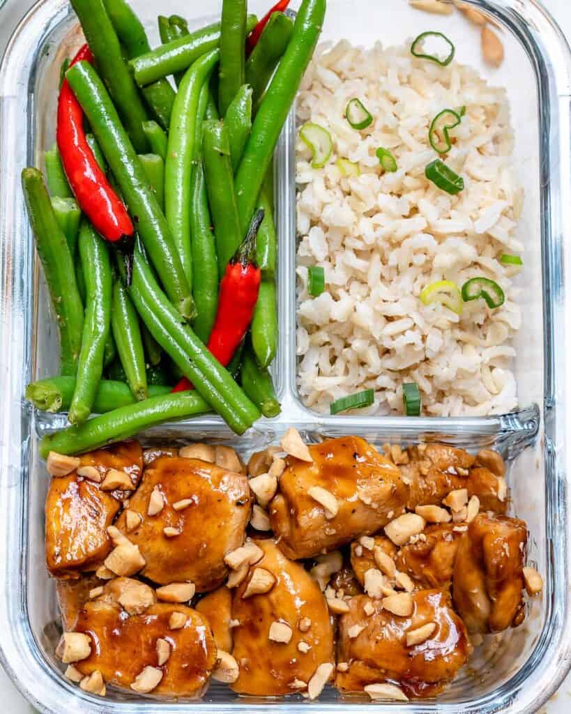 close up chicken meal prep bowl