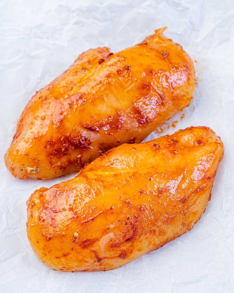 seasoned raw chicken breast 