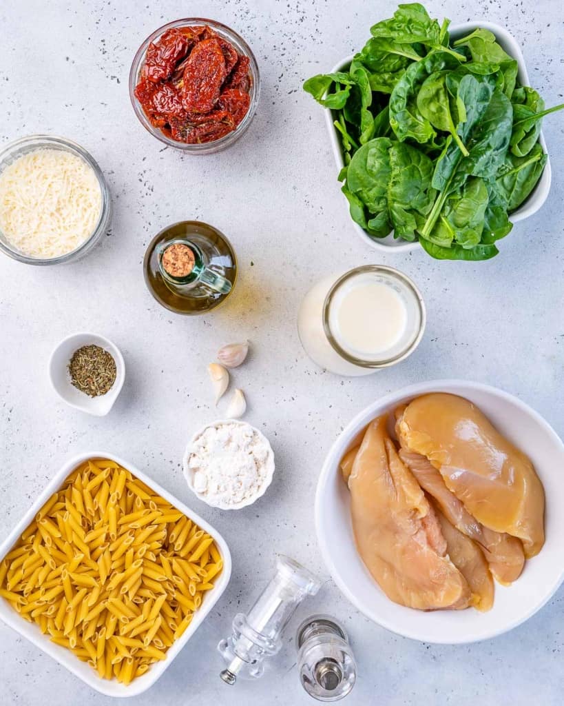 ingredients to make the tuscan chicken pasta 